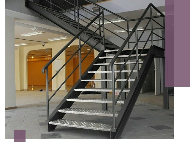 Лестницы для офиса в Новочеркасске: изготовление, монтаж, демонтаж