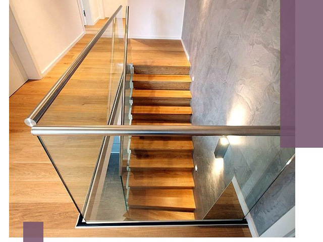 Перила для лестницы в доме — изготовление и монтаж в Новочеркасске