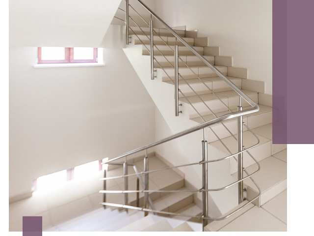 Установка и замена перил в подъезде в Новочеркасске