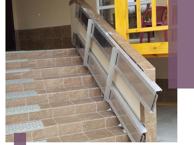 Откидные пандусы под ключ в Новочеркасске — монтаж и демонтаж