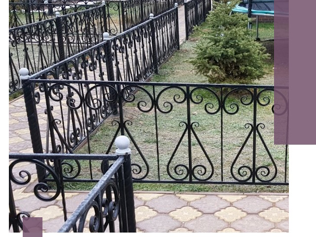 Кованые газонные ограждения под ключ в Новочеркасске